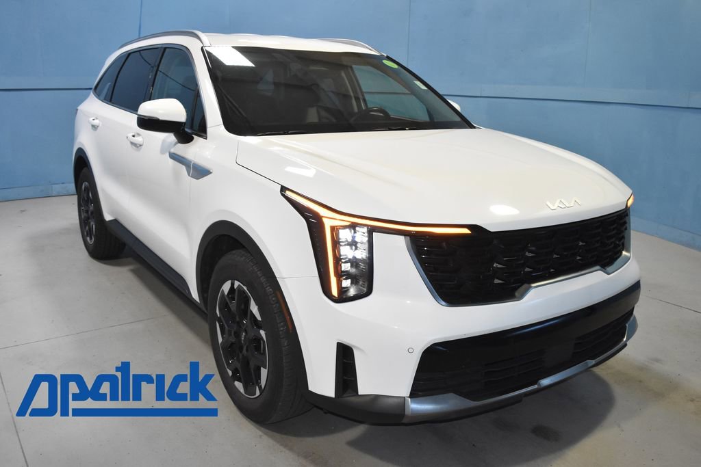 2024 Kia Sorento S AT's photo