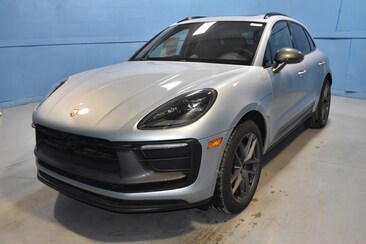 2025 Porsche Macan T SUV