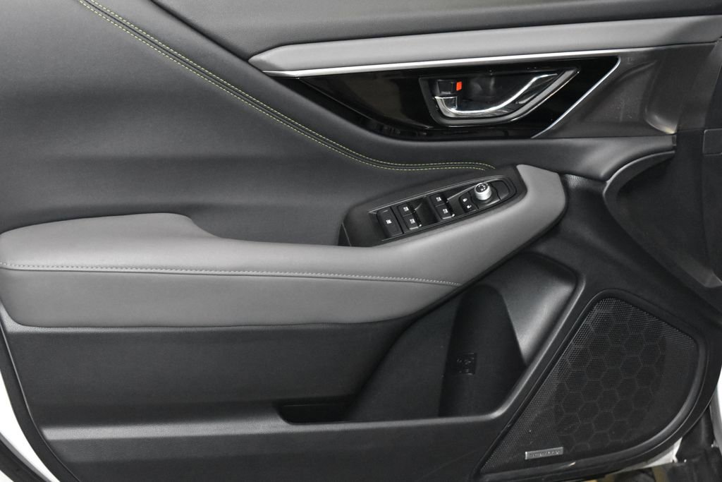 2024 Subaru Outback Onyx Edition Sport photo 3