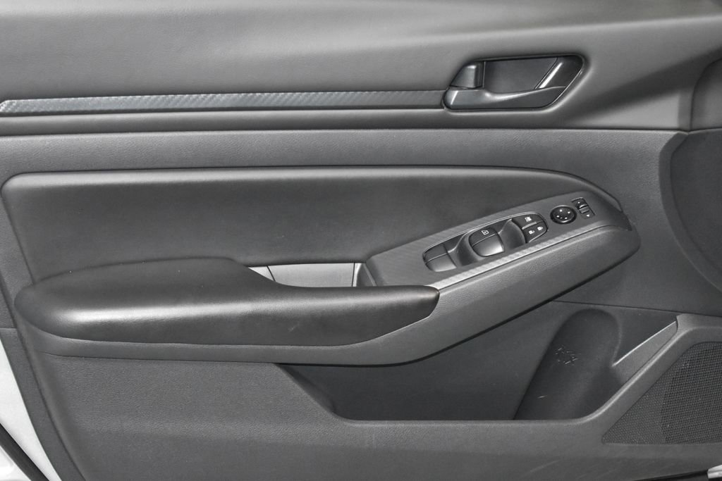 2023 Nissan Altima 2.5 S photo 3