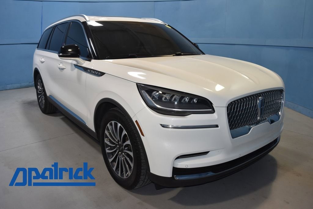 2022 Lincoln Aviator Base's photo