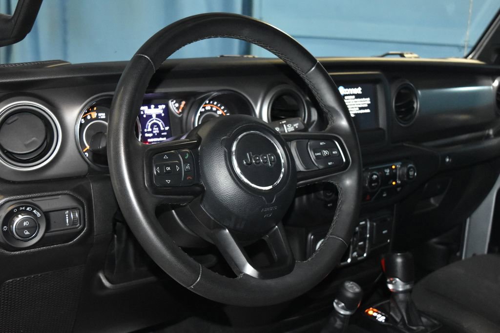 2023 Jeep Gladiator Sport photo 2