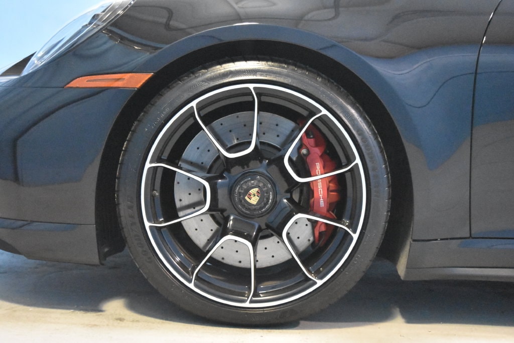 2021 Porsche 911 Turbo - Photo 28