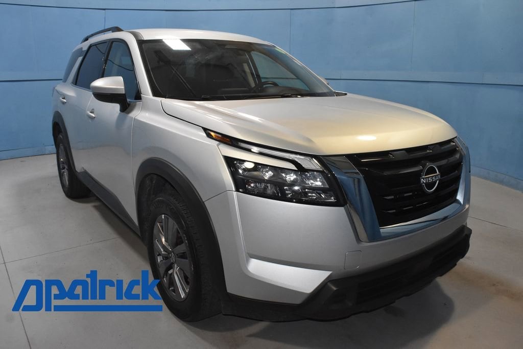 2025 Nissan Pathfinder SV 4WD's photo