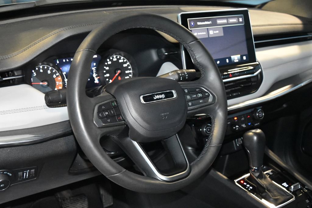 2024 Jeep Compass Limited photo 2