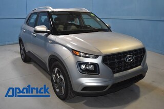 2024 Hyundai Venue SEL 4D Sport Utility KMHRC8A30RU281157