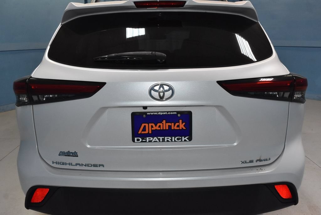 2022 Toyota Highlander XLE - Photo 28