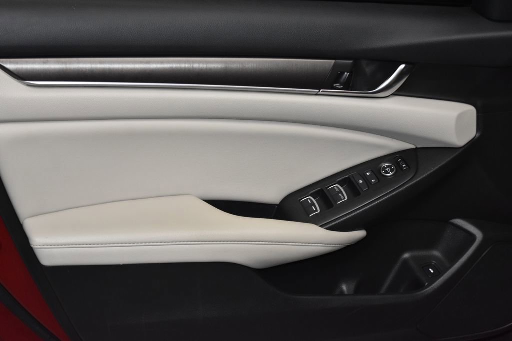 2021 Honda Accord LX photo 3
