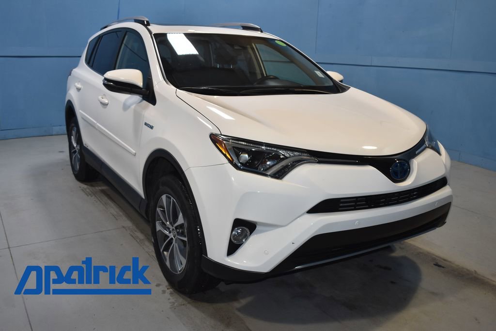 2018 Toyota RAV4 XLE's photo