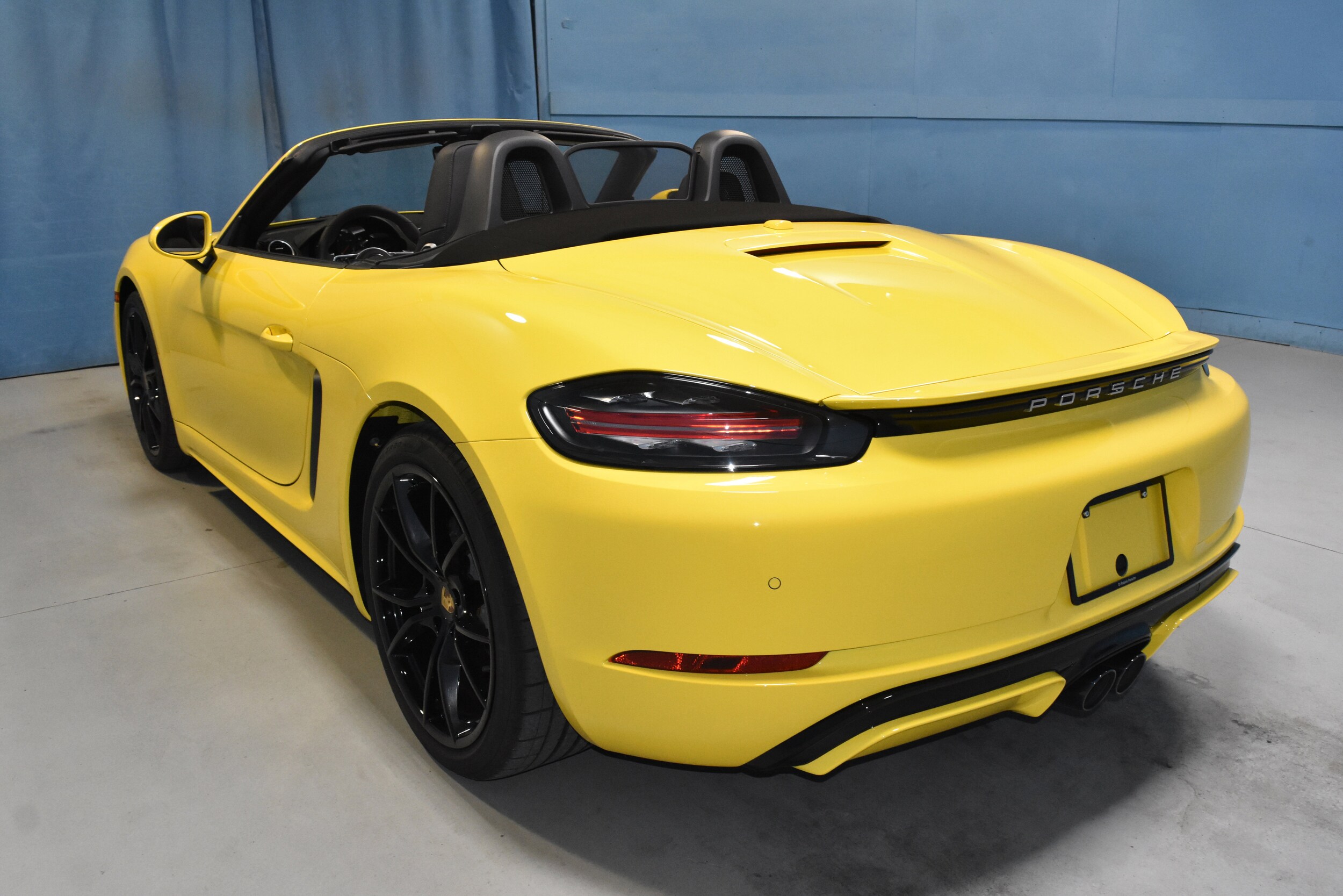 2025 Porsche Boxster Base photo 4