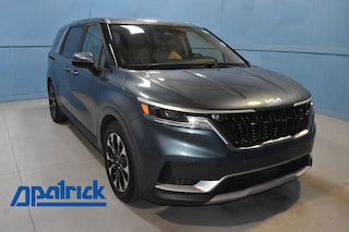 2024 Kia Carnival EX 4D Passenger Van