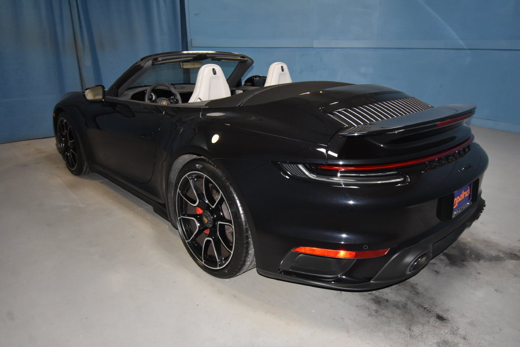 2021 Porsche 911 Turbo - Photo 3