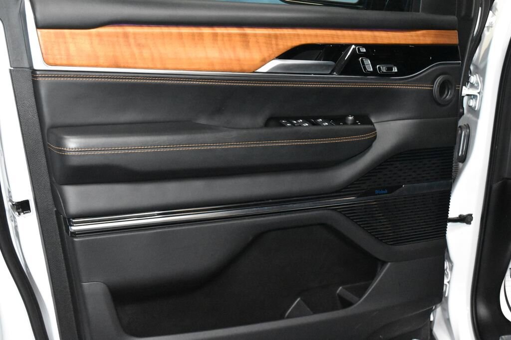 Used 2024 Jeep Grand Wagoneer L Series III 4D Sport Utility