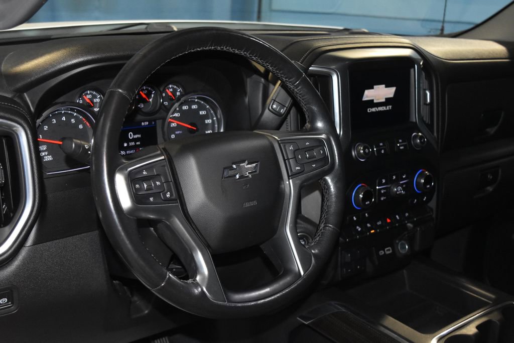 2019 Chevrolet Silverado 1500 RST photo 2