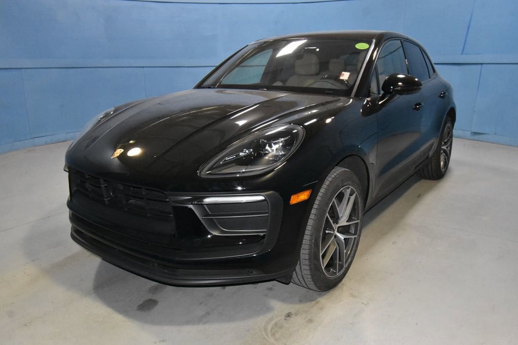 Used 2023 Porsche Macan AWD 4D Sport Utility