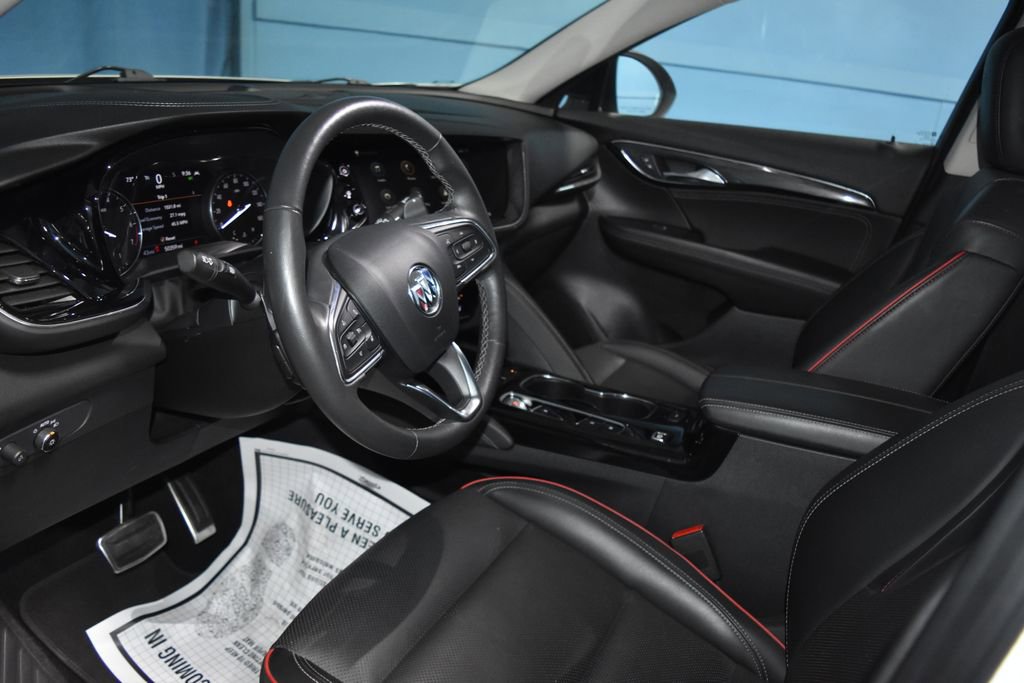 2023 Buick Envision Essence photo 2