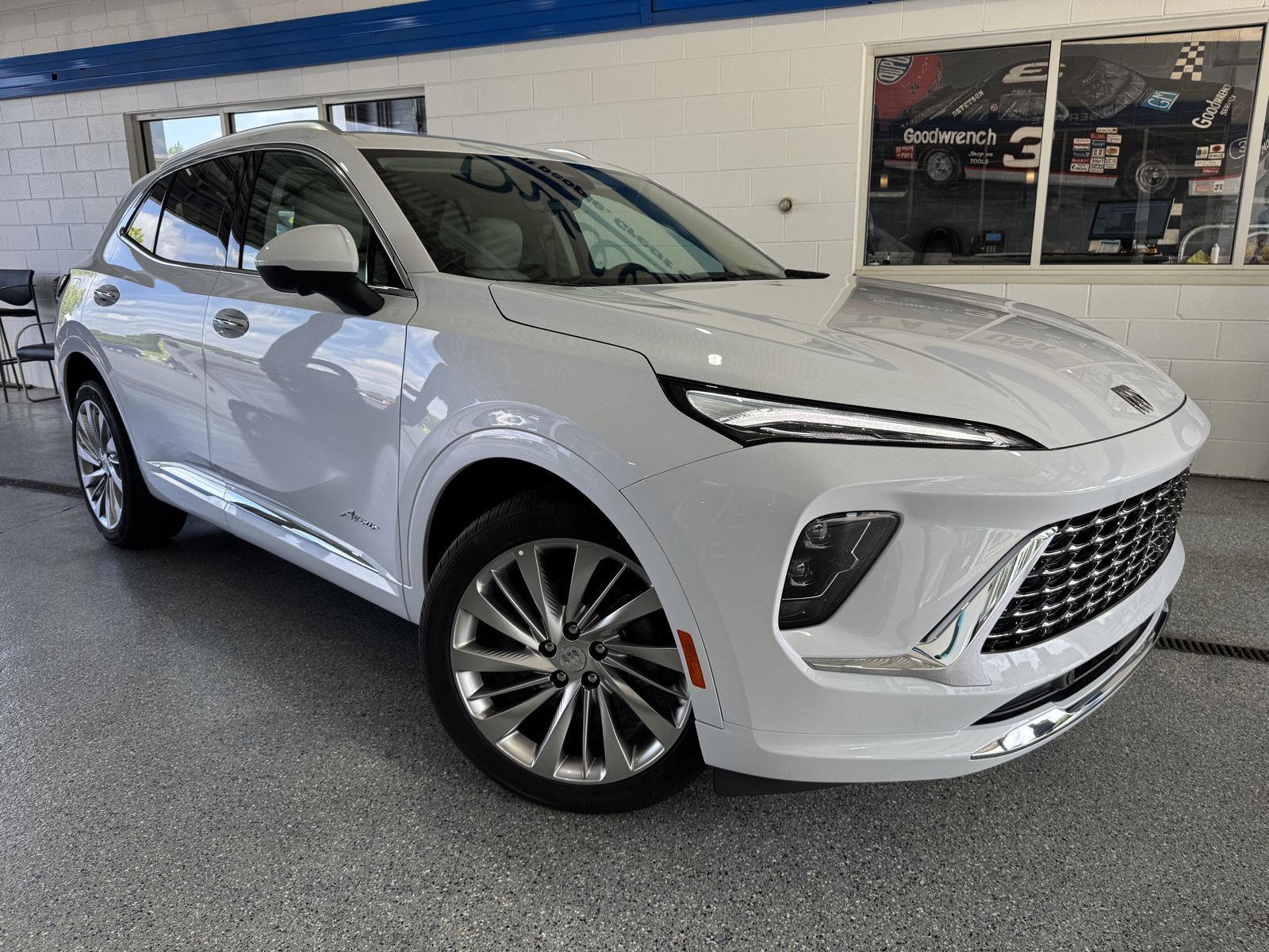 2026 Buick Envision Avenir - Photo 2