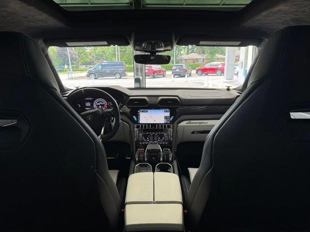 2021 Lamborghini Urus Base - Photo 15