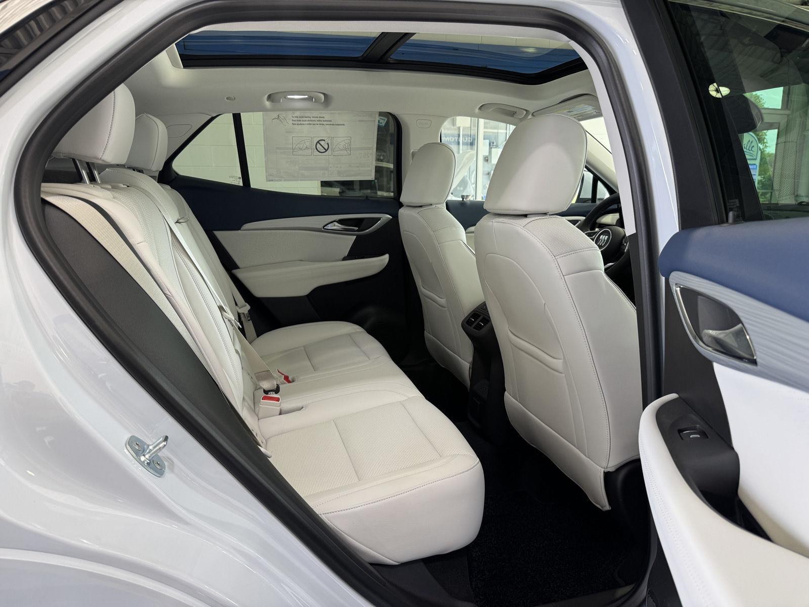 2026 Buick Envision Avenir - Photo 14