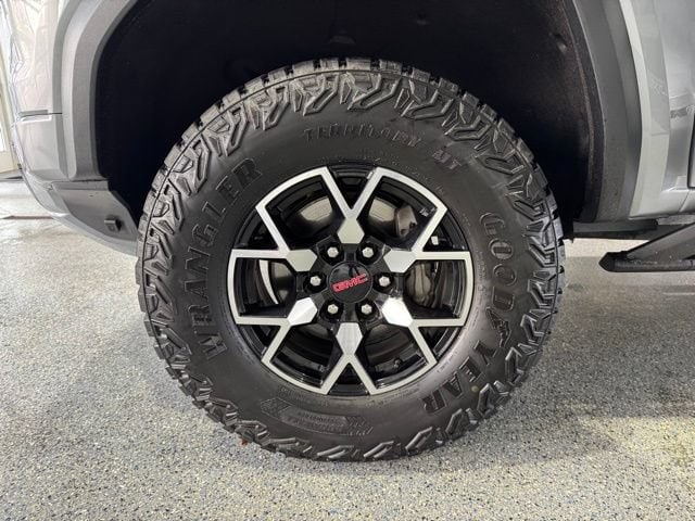 2023 GMC Canyon AT4X - Photo 27