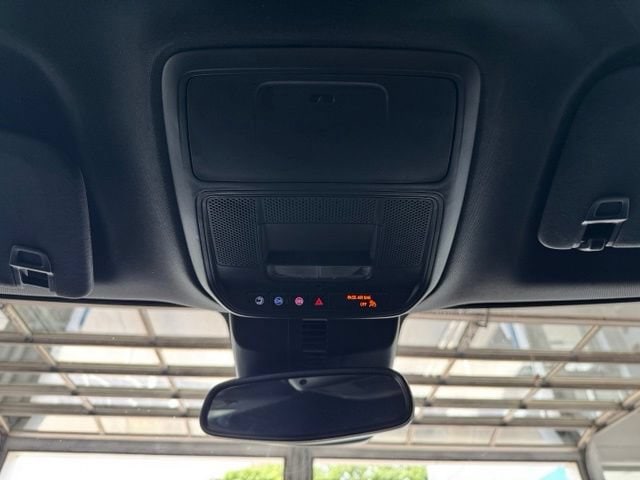 2025 Buick Enclave Preferred - Photo 24