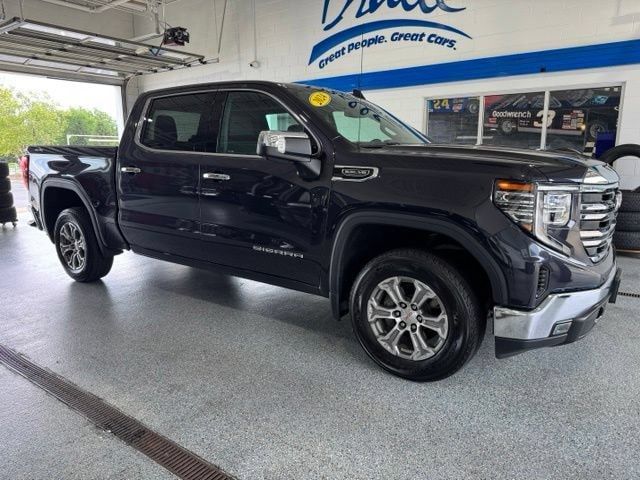 2024 GMC Sierra 1500 SLT - Photo 12