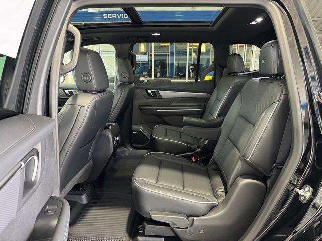 2026 Buick Enclave Sport Touring - Photo 10