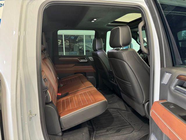 2025 GMC Sierra 2500HD Denali Ultimate - Photo 14