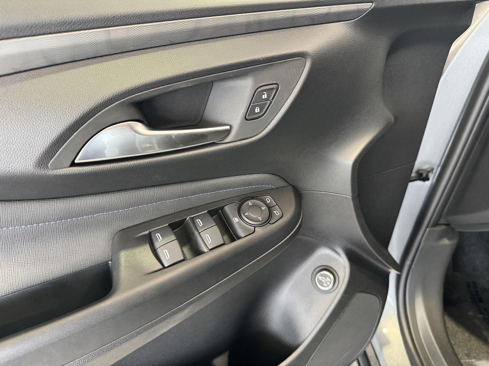 2026 Buick Envista Sport Touring - Photo 6