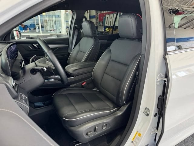 2025 Buick Enclave Preferred - Photo 27