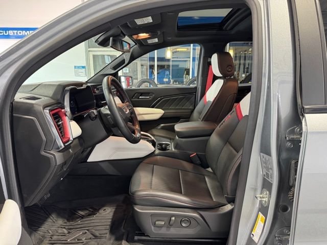 2023 GMC Canyon AT4X - Photo 7