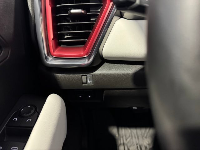 2023 GMC Canyon AT4X - Photo 18