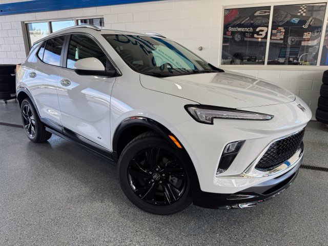 2026 Buick Encore GX Sport Touring - Photo 2