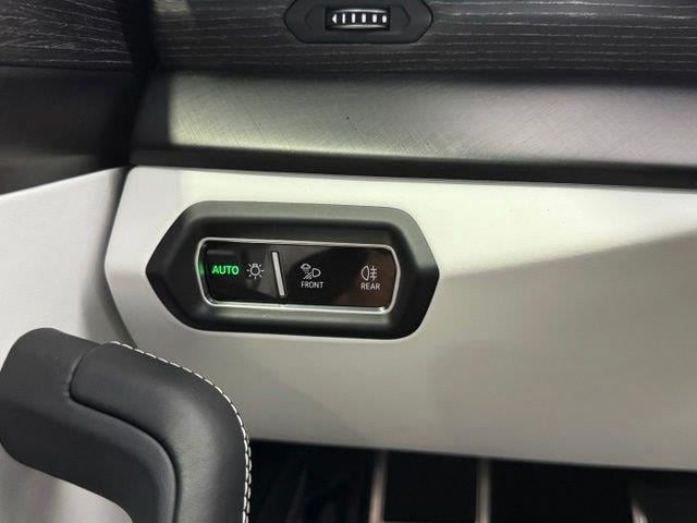 2021 Lamborghini Urus Base - Photo 16