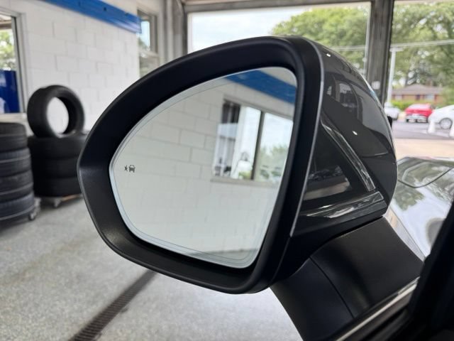2026 Buick Envision Avenir - Photo 25