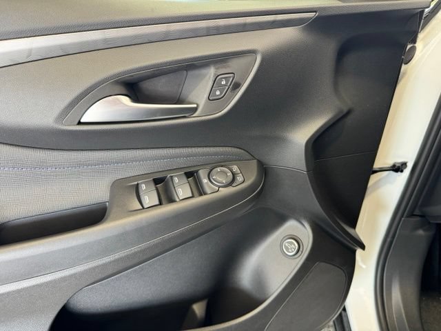 2026 Buick Envista Sport Touring - Photo 6