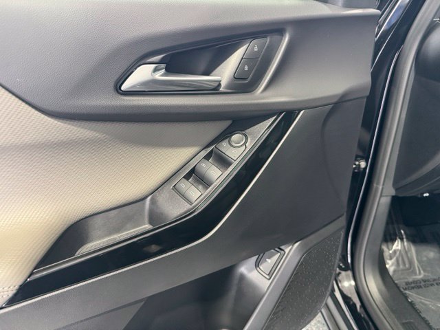 2027 Chevrolet Equinox LT - Photo 6