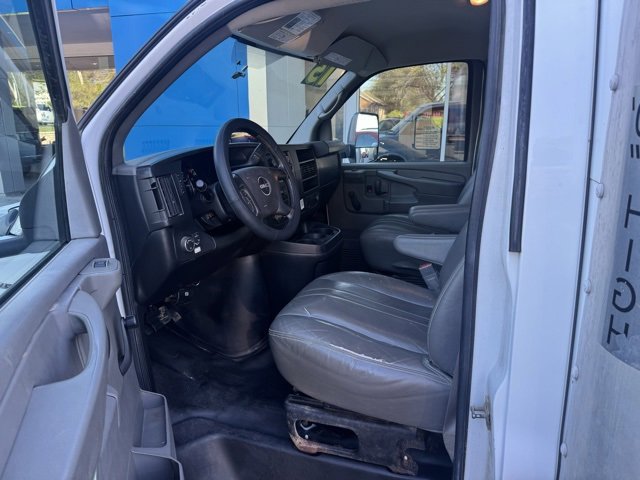 2015 Gmc Savana Cutaway 3500 photo 3