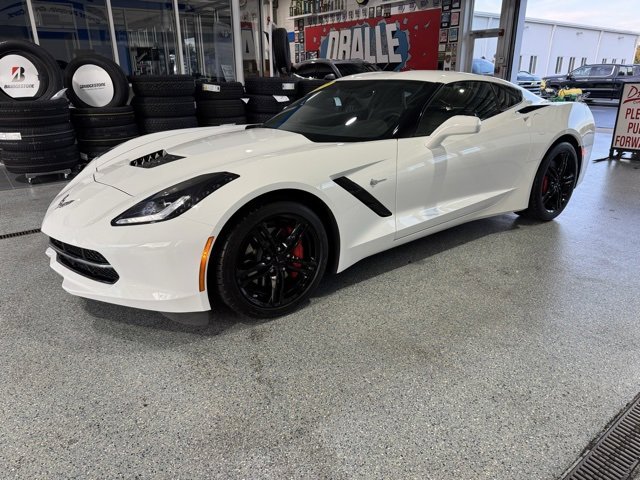 2017 Chevrolet Corvette Stingray 1LT photo 4