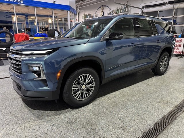 2026 Chevrolet Traverse photo 3