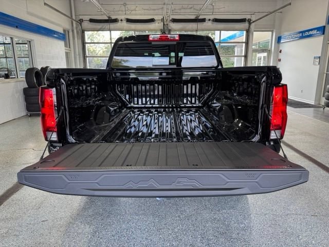 2026 Chevrolet Colorado Work Truck - Photo 10