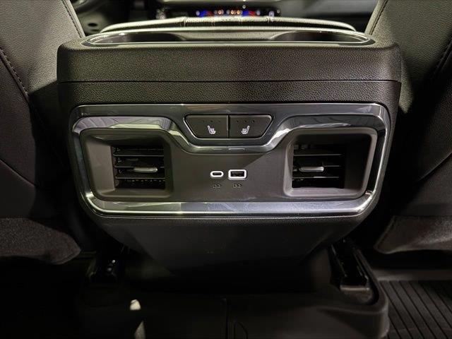 2026 Chevrolet Silverado 1500 High Country - Photo 16