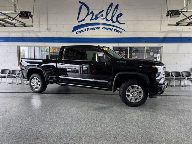 2024 Chevrolet Silverado 2500HD High Country's photo