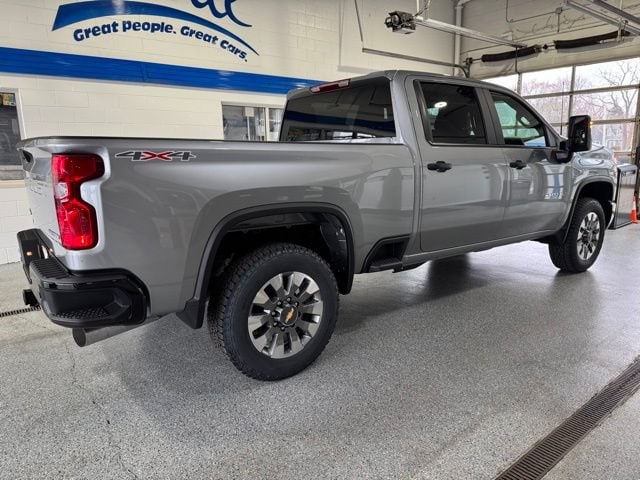2026 Chevrolet Silverado 2500 HD Custom - Photo 11
