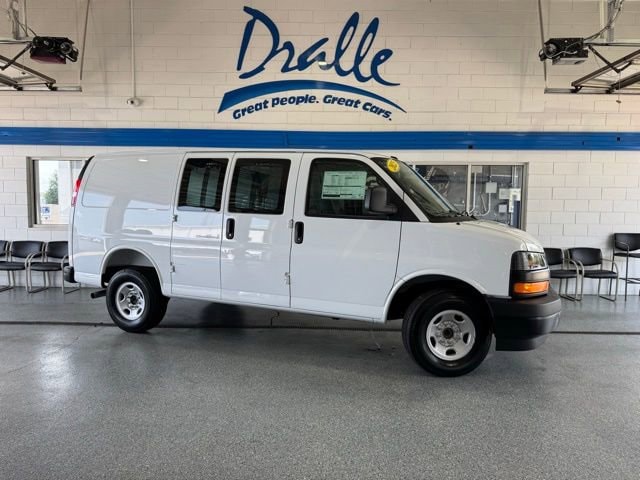 2025 Chevrolet Express Cargo