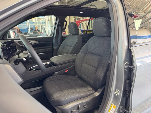 2027 Chevrolet Traverse LT - Photo 27