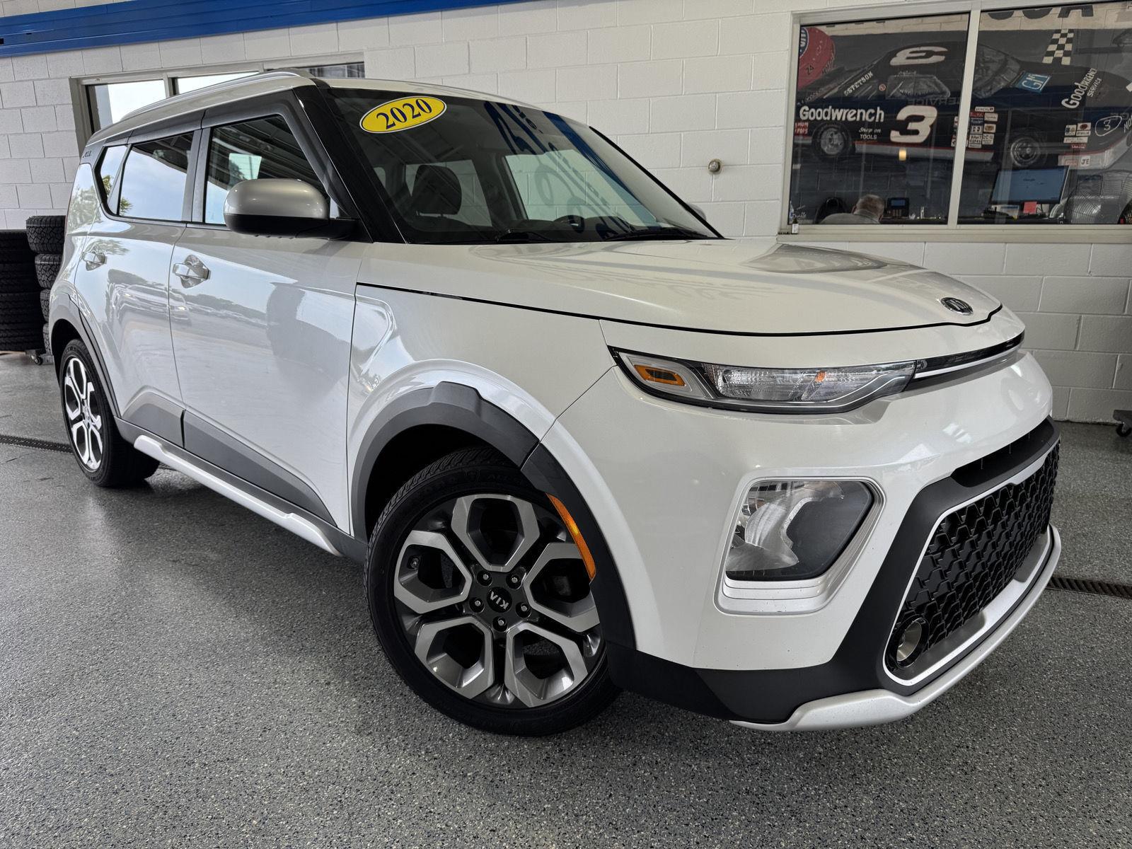 Used 2020 Kia Soul X-Line with VIN KNDJ23AU3L7706084 for sale in Peotone, IL