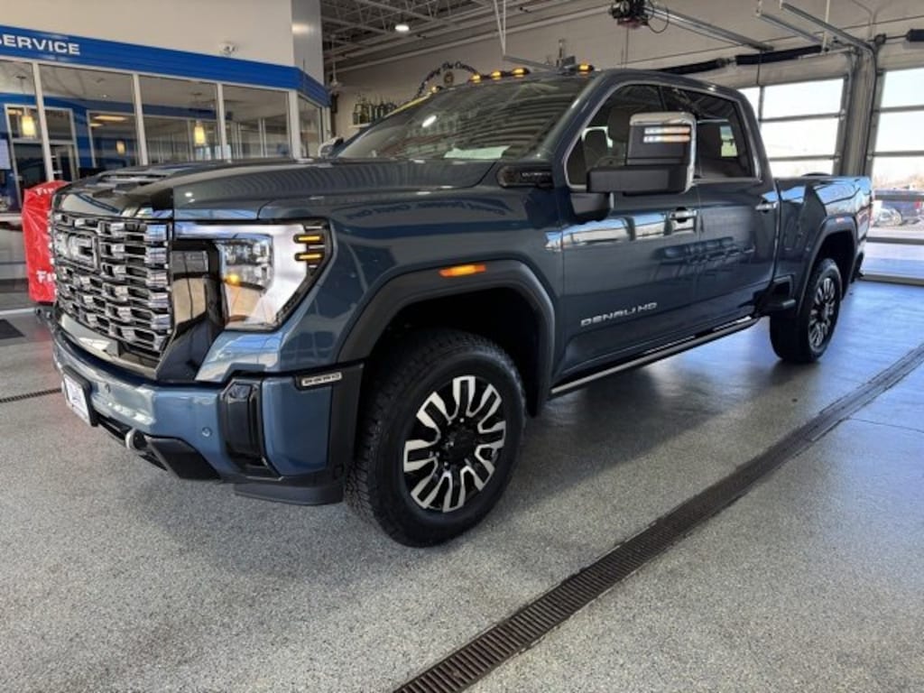 Used 2025 GMC Sierra 2500 HD Denali Ultimate Truck