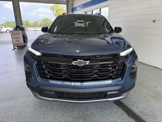 2026 Chevrolet Equinox LT photo 3