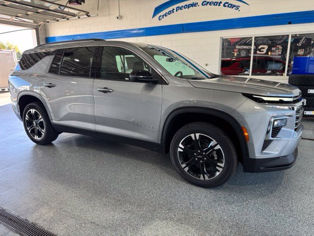 2027 Chevrolet Traverse LT - Photo 13